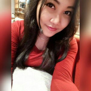 Indah Adhitya profile icon