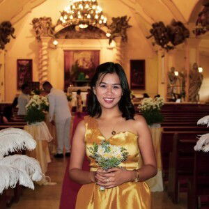 Roselyn Lacson Hipertor profile icon