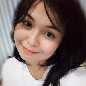 Nikki Navea profile icon