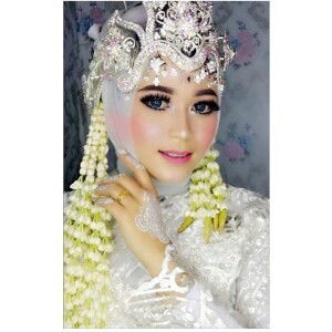Wulan Makeup profile icon