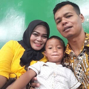 Yekti Prastiwi profile icon