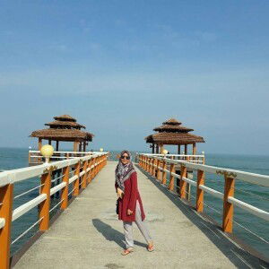 Putri Mariani profile icon