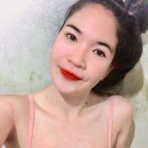 Aphinya Pim profile icon