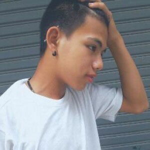 Jirasak Buxomblond profile icon