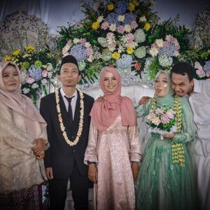 Khoirun Nisa profile icon