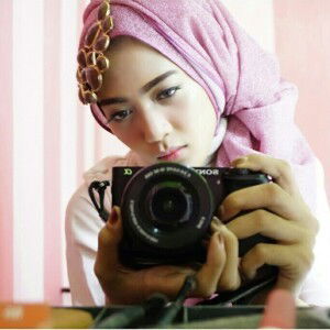 Isna Nur Lailly profile icon