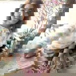 TinTin Pimpawait profile icon