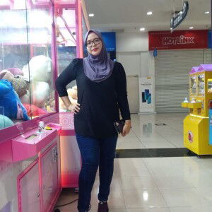 Siti Hazariah Helmi profile icon