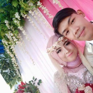 Ratna Ningsih profile icon