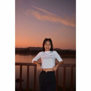 เปียก น้ะ. profile icon