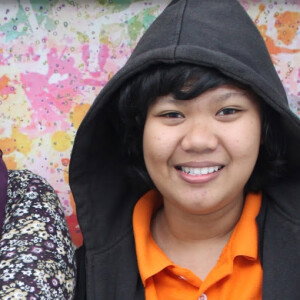 indah komalasari profile icon