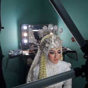 Yuli Ana profile icon