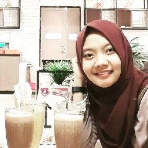 Titi Apriyanti profile icon
