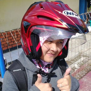 leni kustiani profile icon