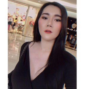 EMiing BA profile icon