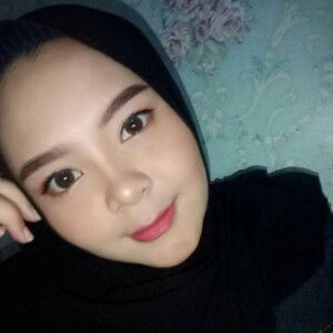 Evi Novitasari II profile icon