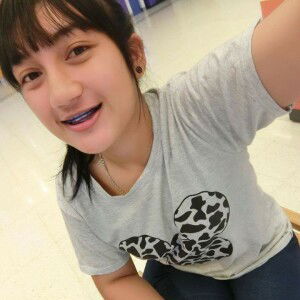 สาวน้อย แก้มซาลาเปา profile icon