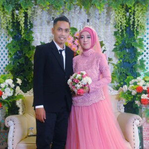 Etin Nurfebriani Isnaeni profile icon