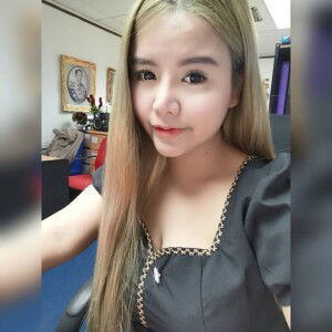 AmMies Ampika profile icon