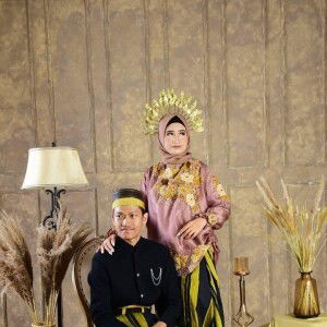 Indasari Rais profile icon