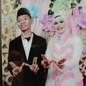 Seli Setiani profile icon