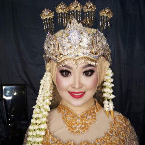 Agness Pramesti profile icon