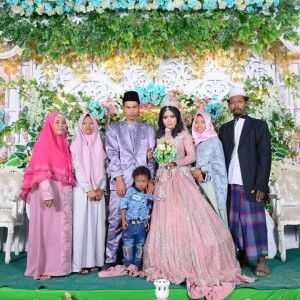 Roisah Binti Zainuri profile icon