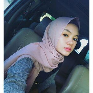 Yeyen Puspita profile icon