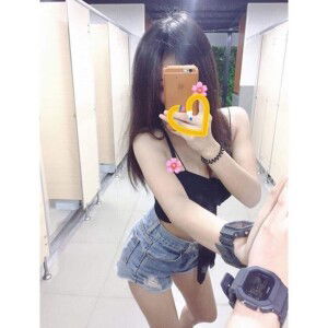 เตย อโลน. profile icon