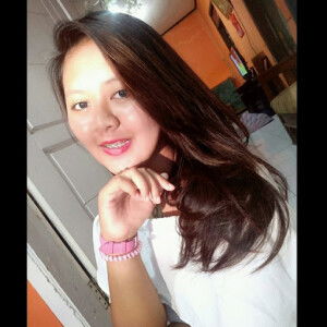 Fhenty Valentina profile icon