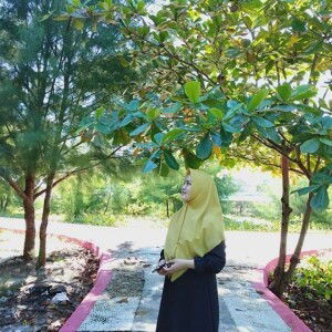 Siti Nurhalisa profile icon