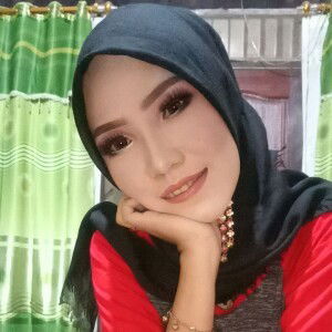 Fitri Yr profile icon