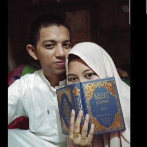 Siti Mutmainnah profile icon