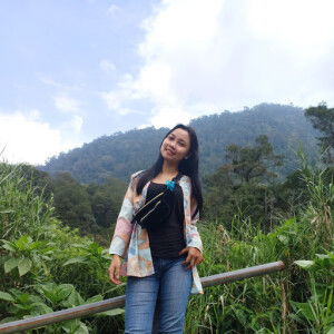 Intan Suciana profile icon