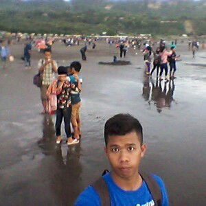 Kholis Nur profile icon