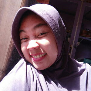 yuli damayanti profile icon