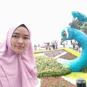 Istiqomah Hidayat profile icon