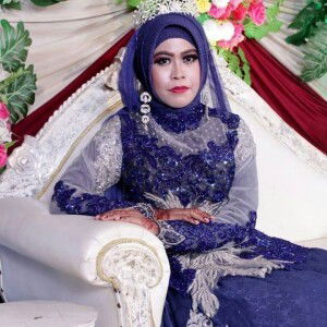 Nur Nikma profile icon