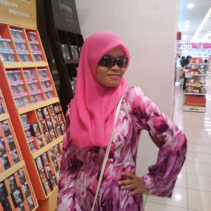 Rahayu Rasli profile icon