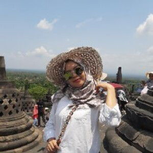 lylli mulyani profile icon