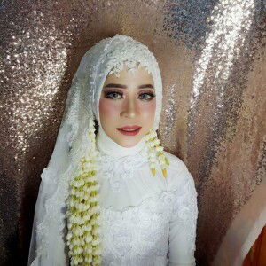 Linda Aripin profile icon