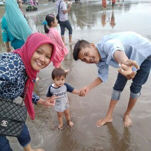 Ratna Putrianti profile icon