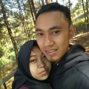 Ria Ratri profile icon