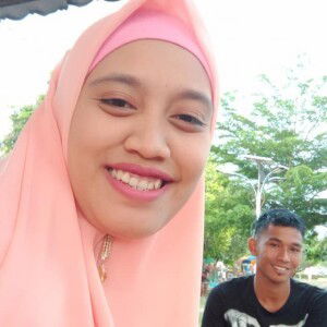 Rizky Siti profile icon