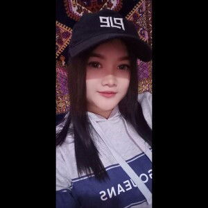 Meylia Reshita profile icon