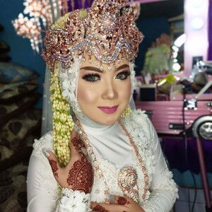 Leni Rosita profile icon