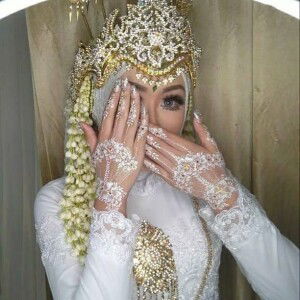 Desty Indah W profile icon