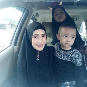 Tina Mitra Sari profile icon