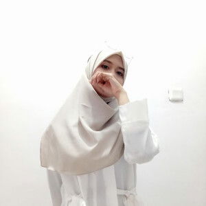 Dinda Putri profile icon