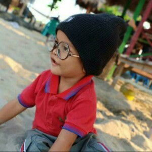 Nur Lely profile icon